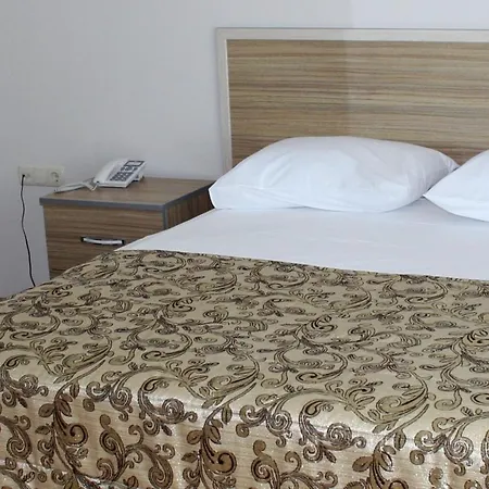 埃贾德酒店 酒店