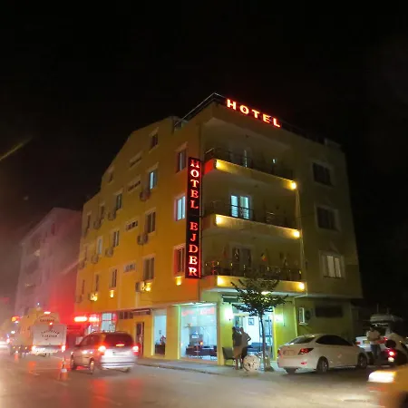 埃贾德酒店 3* 埃杰阿巴德